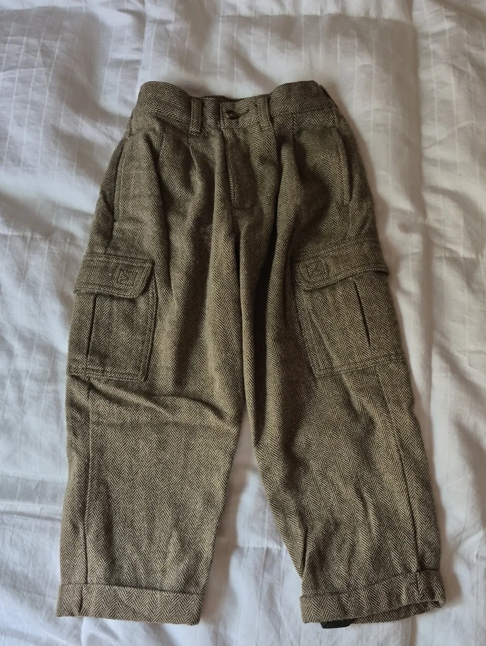 GAP Men's Olive Herringbone Cargo Pants
